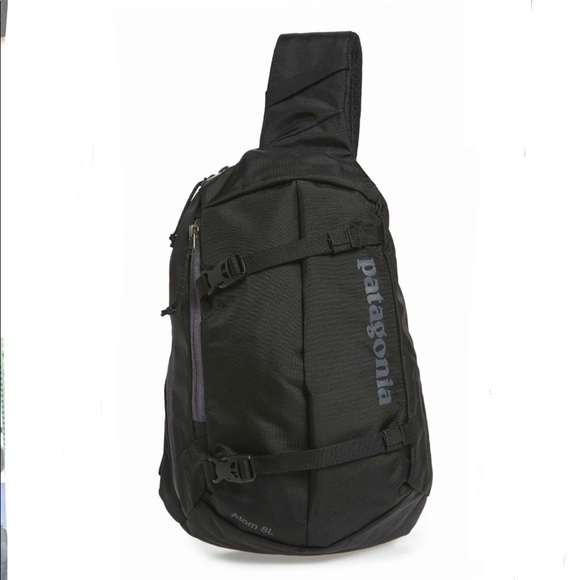 Patagonia Handbags - Patagonia Atom 8L sling backpack